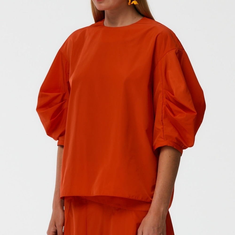 Tibi Italian Sporty Nylon Pleat Sleeve Top 0 Red Designer Avant Garde Minimalist